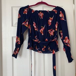 Express navy w/flowers top